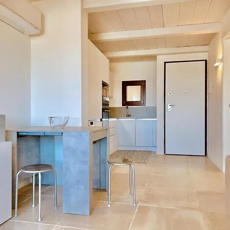 Renew Terrace Rb Two Bedroom 50m From The