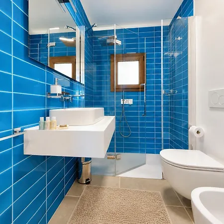 Renew Terrace Rb Two Bedroom 50m From The * Baja Sardinia